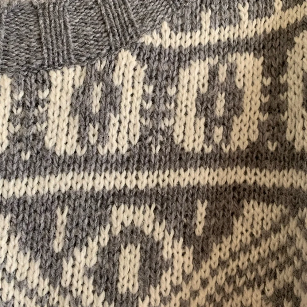 Comfy sweater - Picture 4 of 5